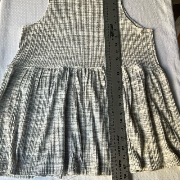 Maurices Women’s Sleeveless Stretchy Soft Blouse size M, Gray - Picture 4 of 7